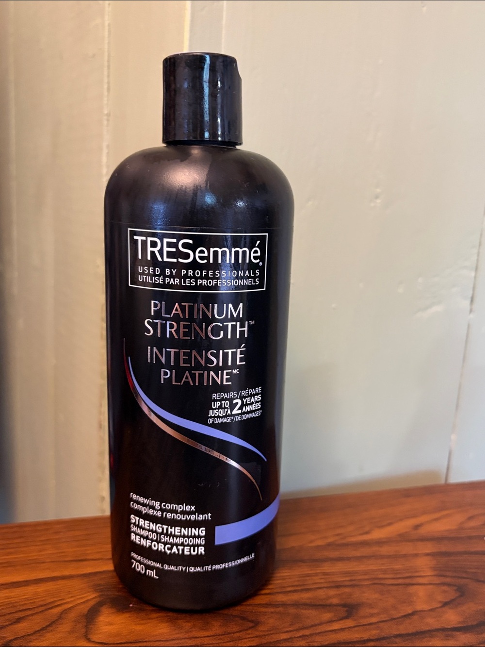 Tresemme Platinum Strength Strengthening Shampoo